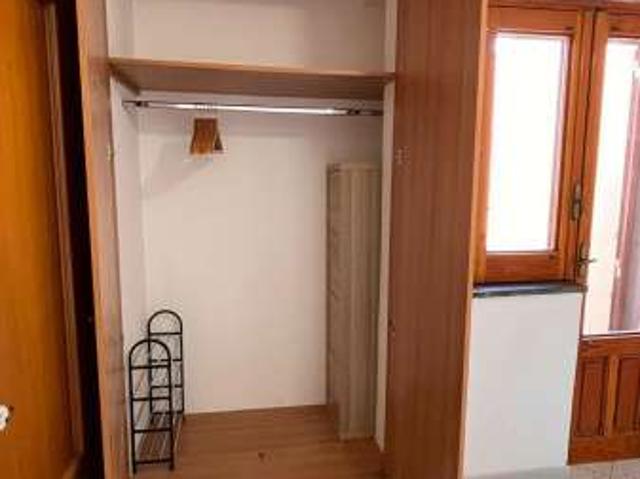 Bilocale arredato con terrazzo Centro