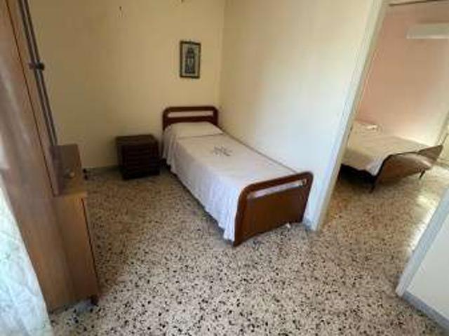 Bilocale arredato con terrazzo Centro