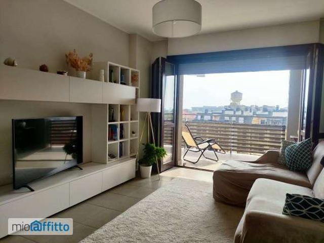 Bilocale arredato con terrazzo Centro