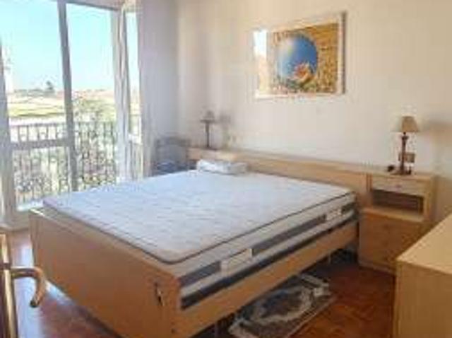 Bilocale arredato con terrazzo Centro