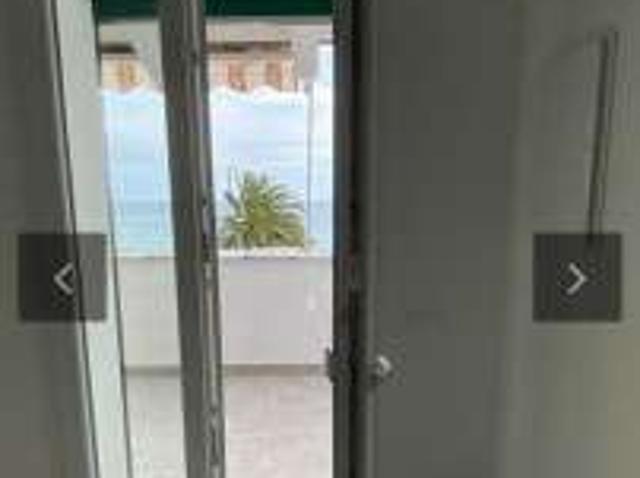 Bilocale arredato con terrazzo Centro