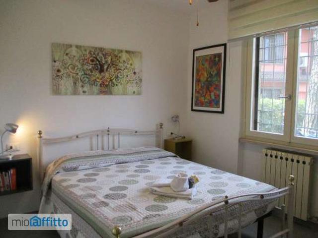 Bilocale arredato con terrazzo Centro