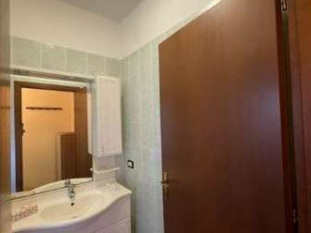 Bilocale arredato con terrazzo Centro