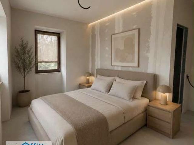 Bilocale arredato con terrazzo Centro