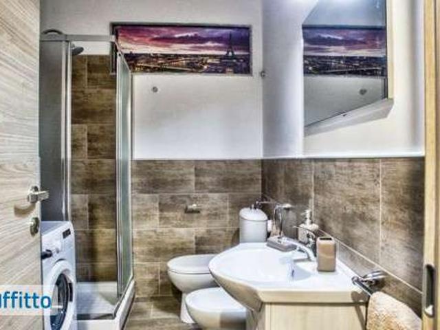 Bilocale arredato con terrazzo Centro