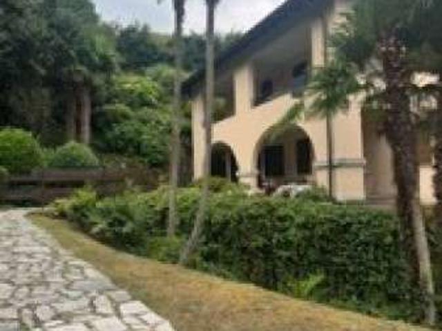 Bilocale arredato con terrazzo Centro