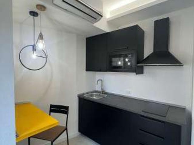 Bilocale arredato con terrazzo Centro
