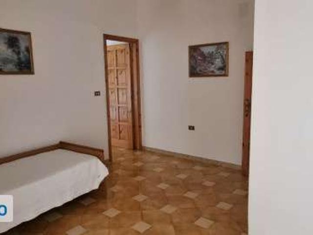 Bilocale arredato con terrazzo Centro