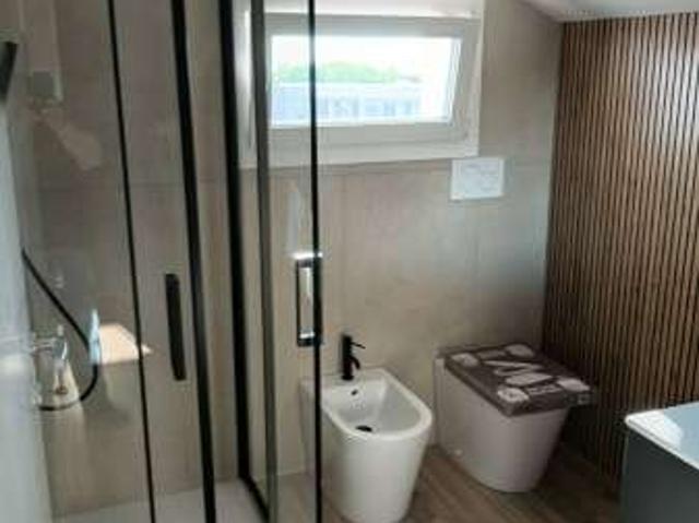 Bilocale arredato con terrazzo Centro