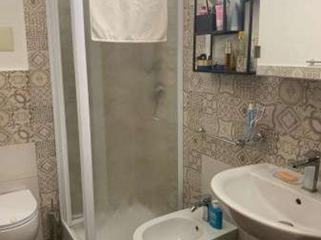 Bilocale arredato con terrazzo Centro