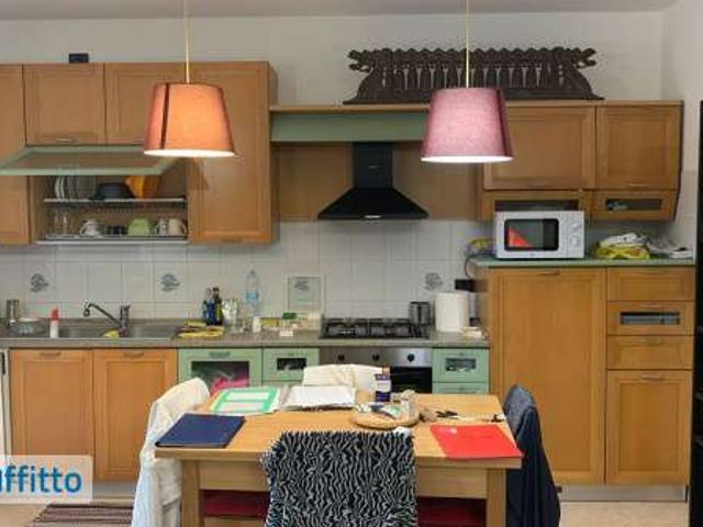 Bilocale arredato con terrazzo Centro
