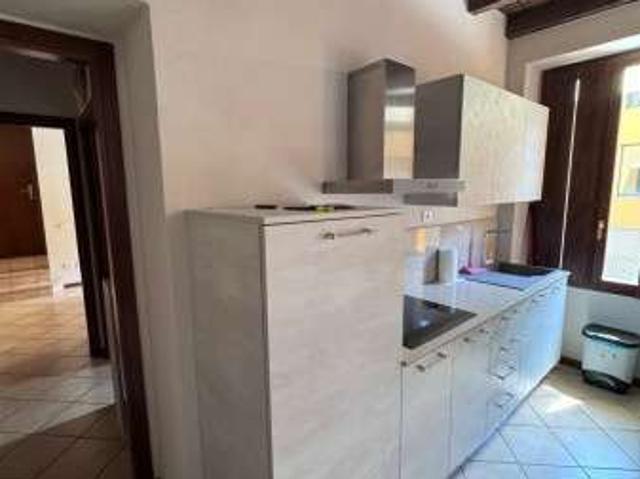 Bilocale arredato con terrazzo Centro