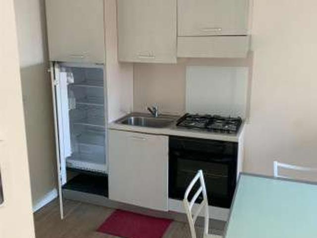 Bilocale arredato con terrazzo Certosa, quarto oggiaro, villa pizzone