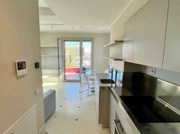 Bilocale arredato con terrazzo Certosa, quarto oggiaro, villa pizzone