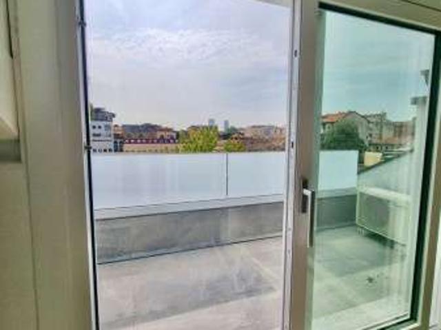 Bilocale arredato con terrazzo Certosa, quarto oggiaro, villa pizzone