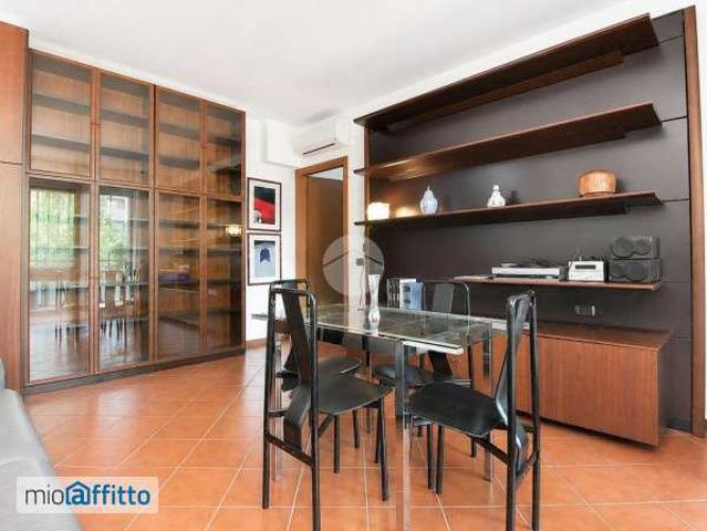 Bilocale arredato con terrazzo Certosa, quarto oggiaro, villa pizzone