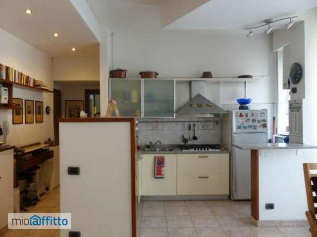 Bilocale arredato con terrazzo Certosa, quarto oggiaro, villa pizzone
