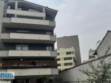 Bilocale arredato con terrazzo Certosa, quarto oggiaro, villa pizzone
