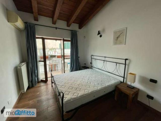 Bilocale arredato con terrazzo Certosa, quarto oggiaro, villa pizzone