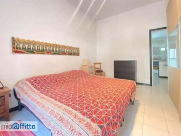 Bilocale arredato con terrazzo Certosa, quarto oggiaro, villa pizzone