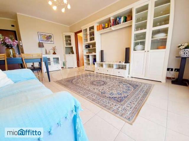 Bilocale arredato con terrazzo Acilia, vitinia, ostia antica, malafede, dragona delle borgate