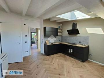 Bilocale arredato con terrazzo Affori, bovisa, niguarda, testi