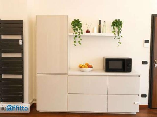 Bilocale arredato con terrazzo Affori, bovisa, niguarda, testi
