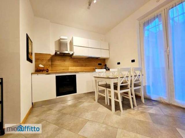Bilocale arredato con terrazzo Albisola Superiore