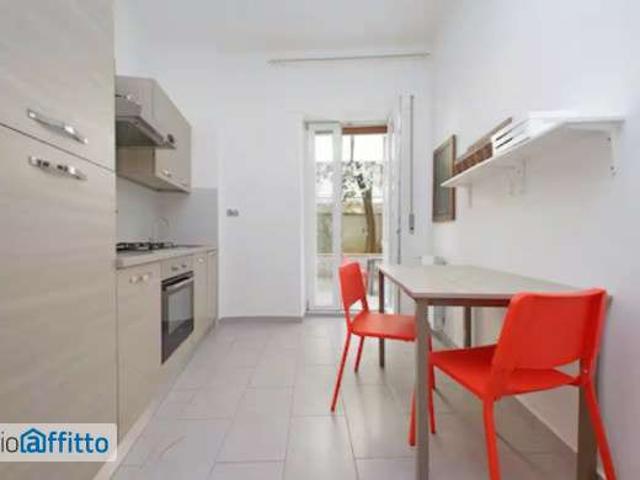 Bilocale arredato con terrazzo Appio latino, appia nuova, appio pignatelli, capannelle