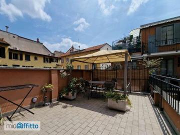 Bilocale arredato con terrazzo Bocconi, c.so italia, ticinese