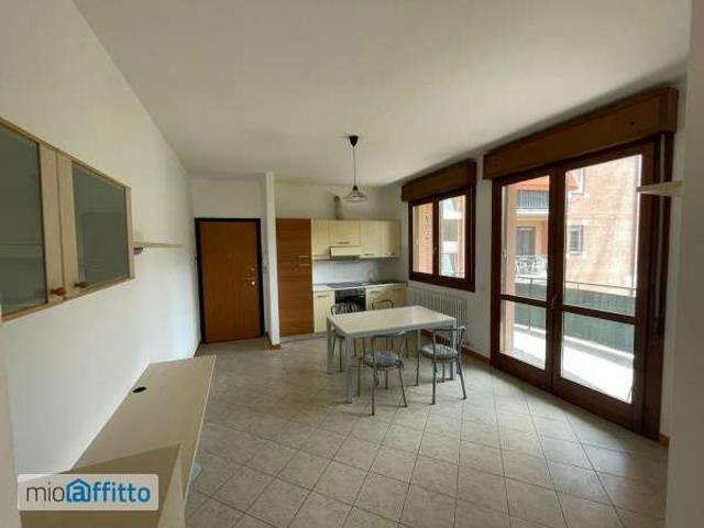 Bilocale arredato con terrazzo Bolognina
