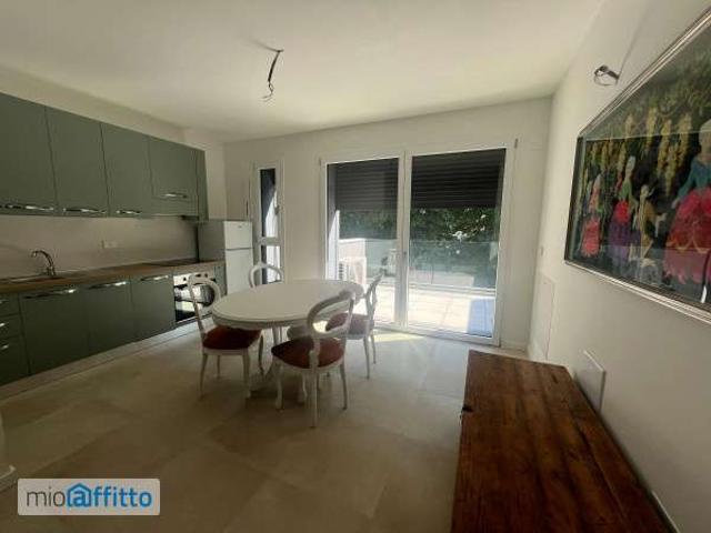 Bilocale arredato con terrazzo Bolognina