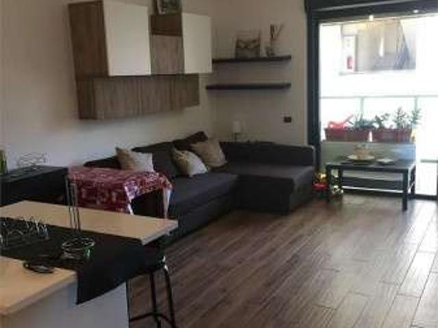 Bilocale arredato con terrazzo Bari
