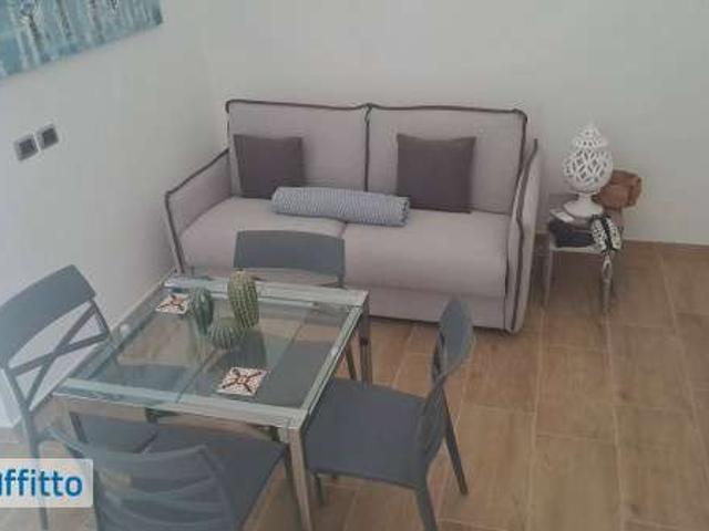 Bilocale arredato con terrazzo Bari