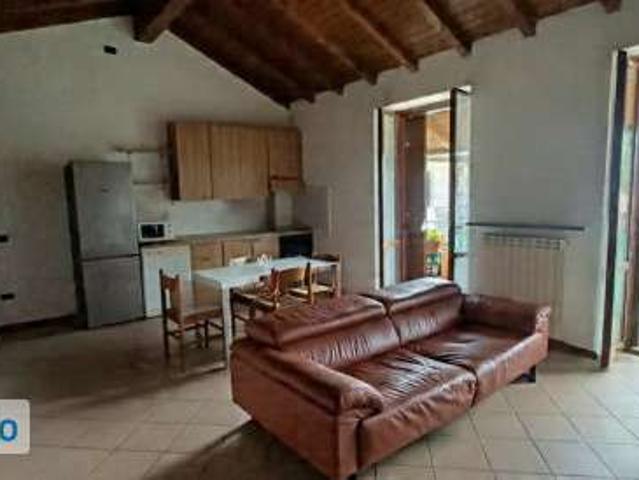 Bilocale arredato con terrazzo Besnate