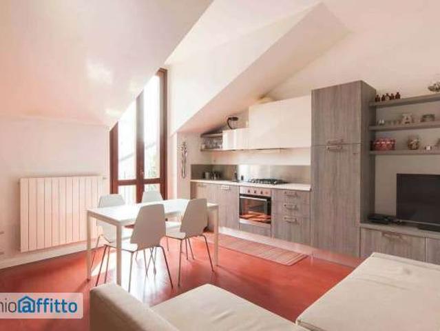 Bilocale arredato con terrazzo Garibaldi, isola, maciachini, monumentale