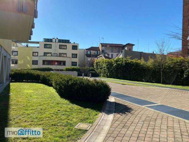 Bilocale arredato con terrazzo Greco, monza, palmanova, bicocca