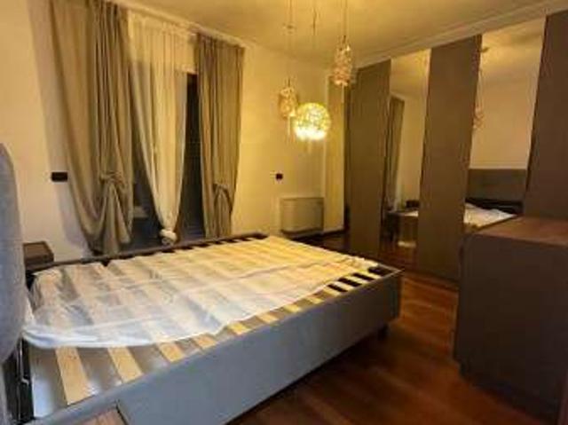 Bilocale arredato con terrazzo Eur, laurentino, checchignola, montagnola, fonte meravigliosa