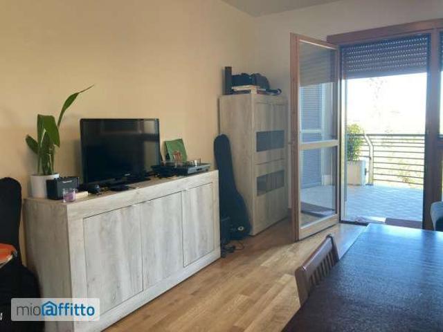 Bilocale arredato con terrazzo Eur, laurentino, checchignola, montagnola, fonte meravigliosa