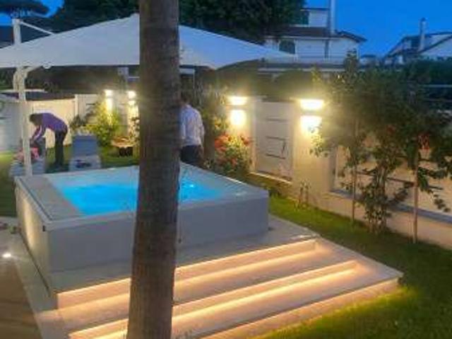 Bilocale arredato con terrazzo Fiumicino