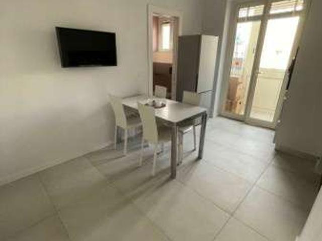 Bilocale arredato con terrazzo Fuorigrotta