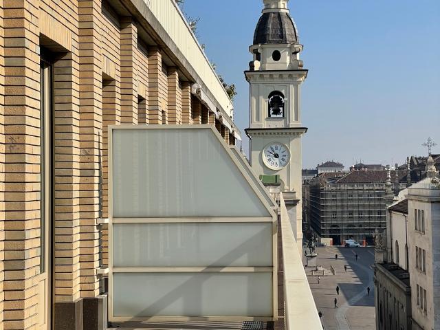 bilocale arredato con terrazzo in centro