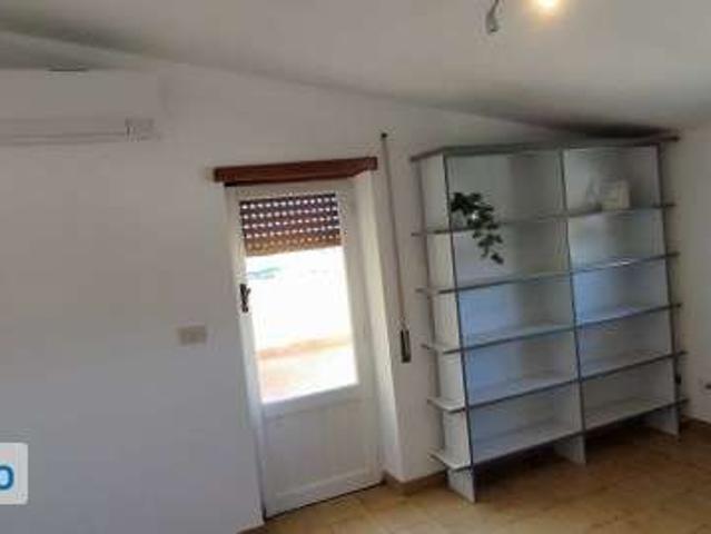 Bilocale arredato con terrazzo Infernetto, axa, casal palocco, madonnetta a roma