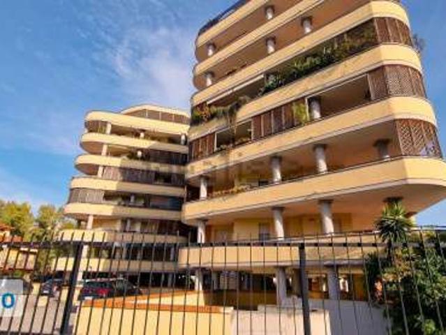 Bilocale arredato con terrazzo Latina