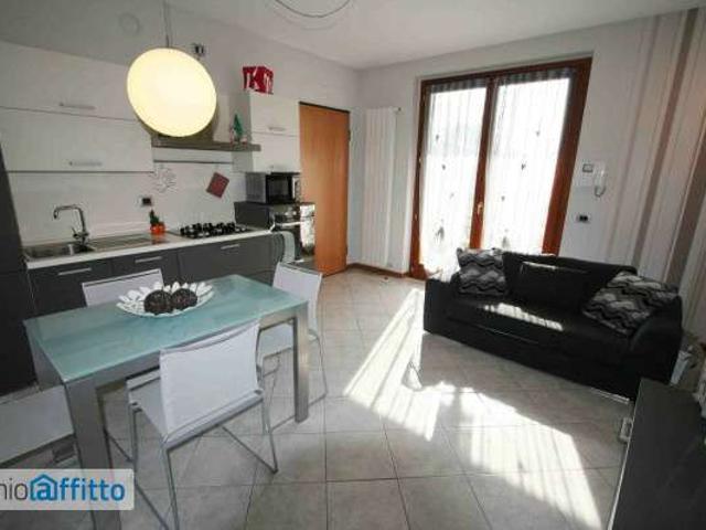 Bilocale arredato con terrazzo Lallio