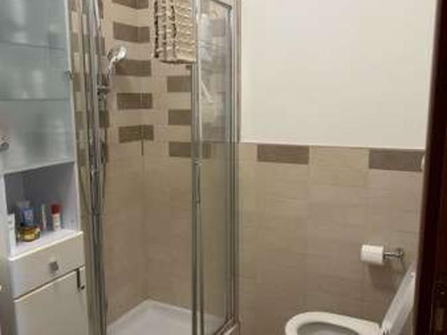Bilocale arredato con terrazzo Limite