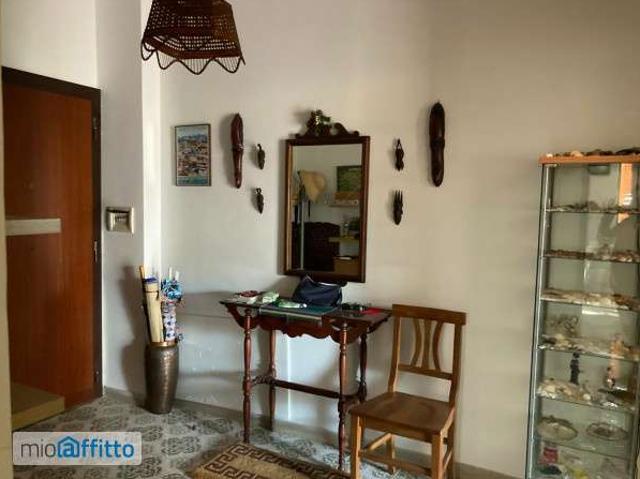 Bilocale arredato con terrazzo Marina di san nicola