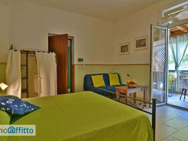 Bilocale arredato con terrazzo Messina