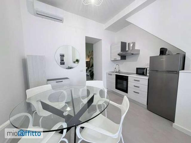 Bilocale arredato con terrazzo Messina