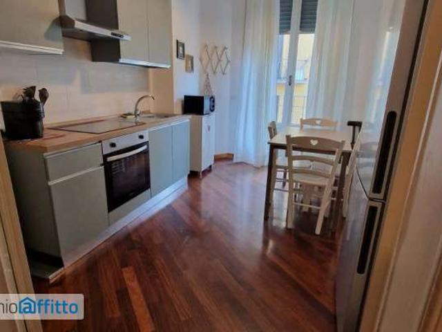Bilocale arredato con terrazzo Milano